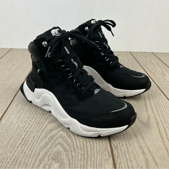 Sorel Shoes - Sorel Women's Kinetic Rnegd Conquest Sneaker Boots US8.5 Black Sea Salt $160
